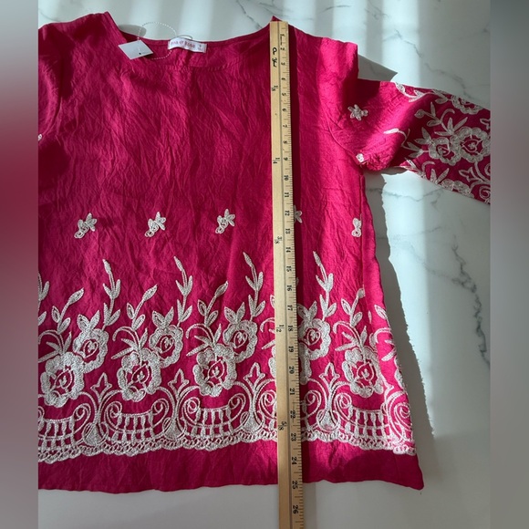 Ana & Rose Floral Embroidered Women's Top Size small - Picture 5 of 6
